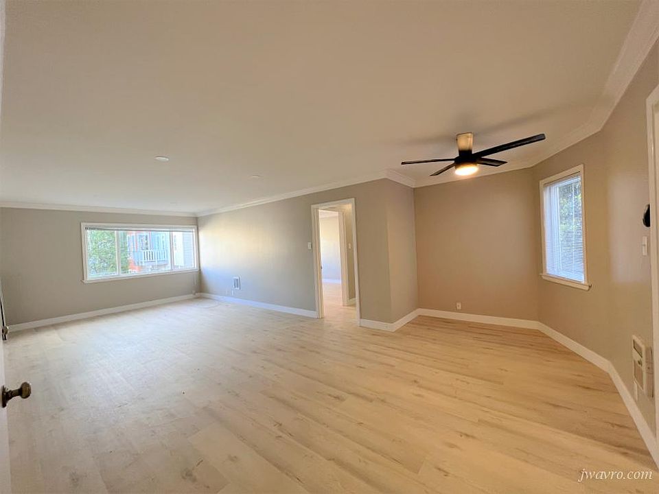 1st image of 2420 Franklin St APT 24