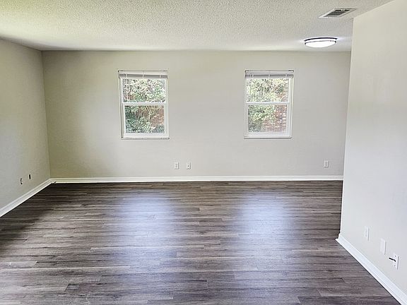 Sunlit Living Room immediately to your left upon entry!