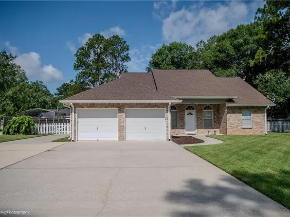 71175 Packet Pl, Abita Springs, LA 70420