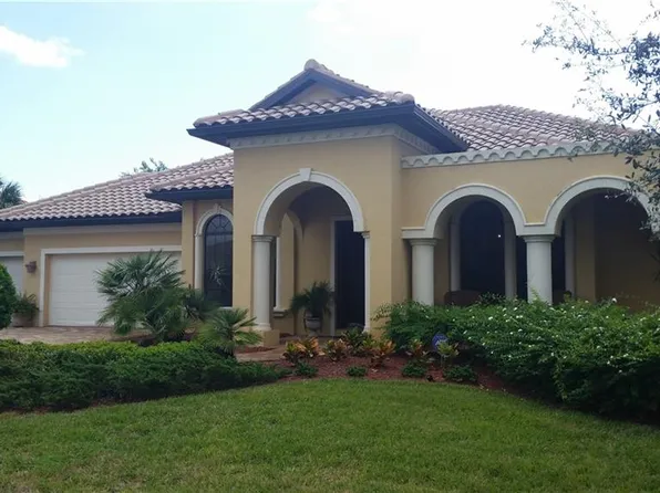 10153 Avalon Lake Cir, Fort Myers, FL 33913