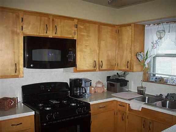 2nd image of 5121 Lawndale Ave