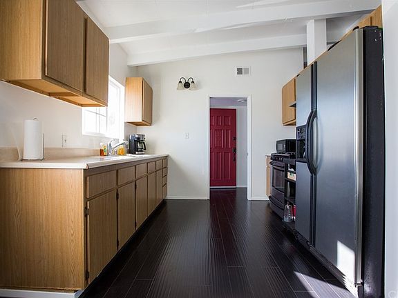 4th image of 12127 Inez St