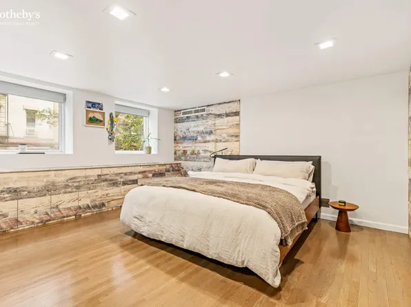 426 West Broadway image 10 of 12