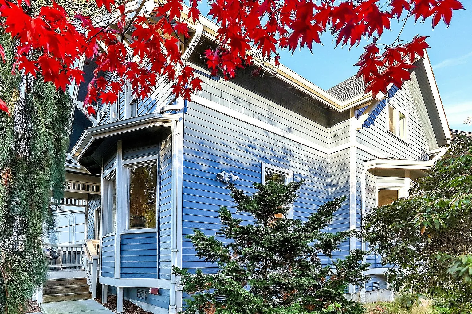 1816 11th Avenue W photo 1