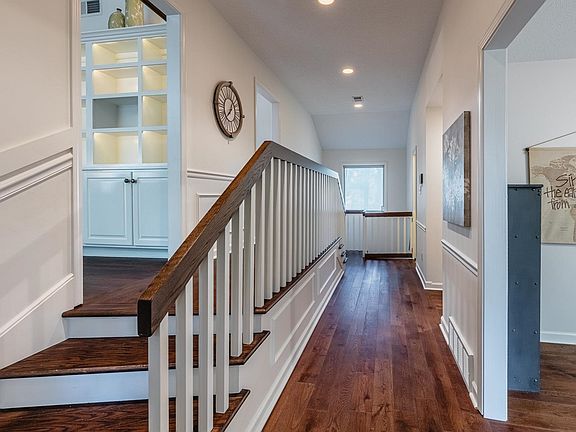 5th image of 1257 Wesleyan Pl
