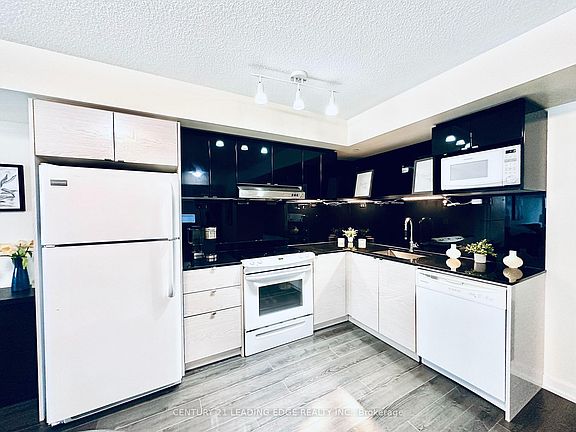 5th image of 72 Esther Shiner Blvd #808