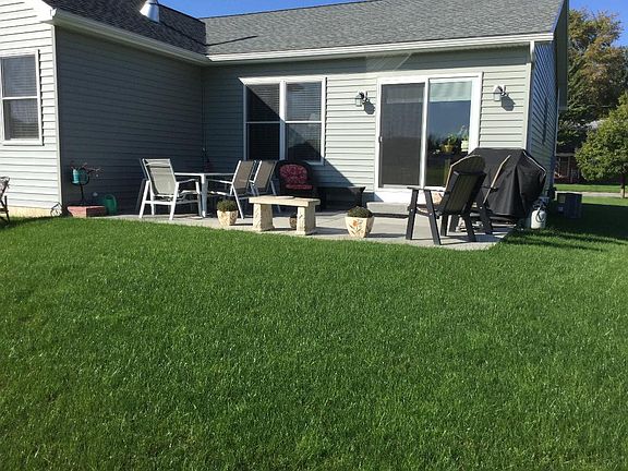 2nd image of 106 Orchard Pl