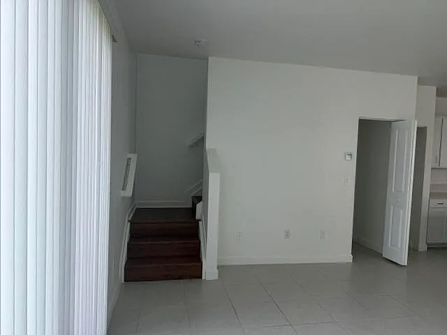 220 SE Woodbark St — Photo 7