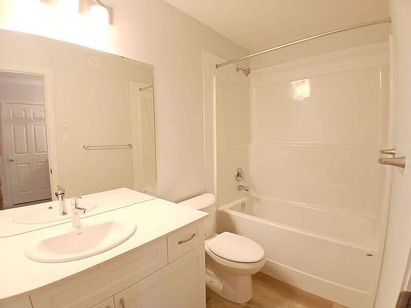 3rd image of 5104 Rivers Edge Way NW