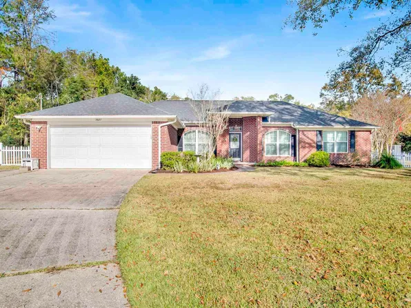 3687 Misty Woods Cir, Pace, FL 32571