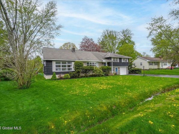 9 Bellaire Drive, Glenville, NY 12302