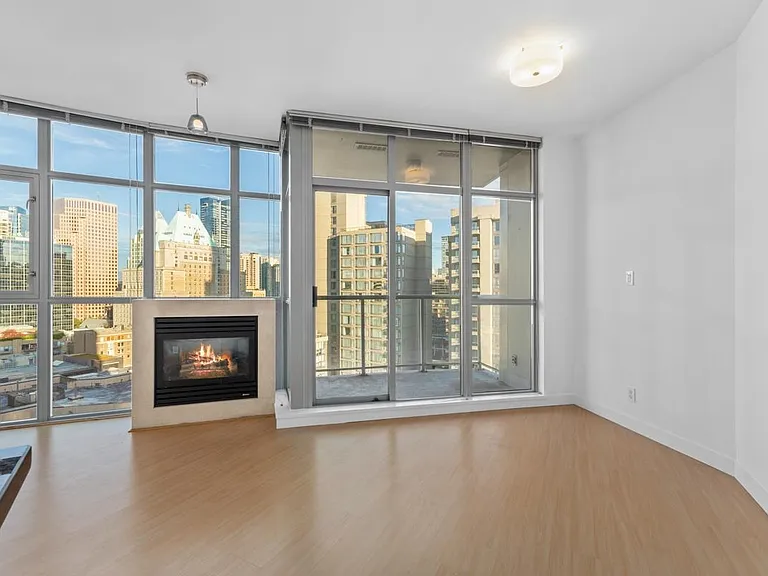 1050 Smithe St #1205 — Photo 6