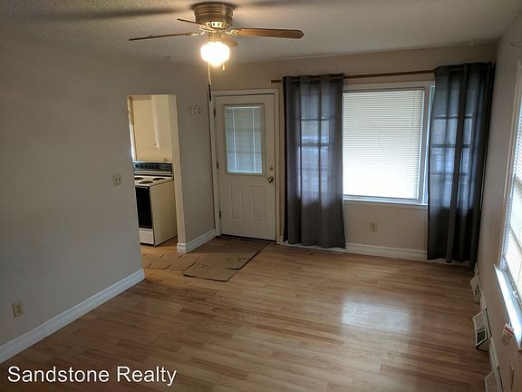 2nd image of 141 Woodbury St