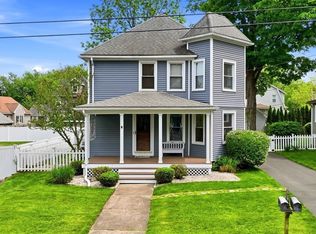 9 Callender Ave, East Longmeadow, MA 01028