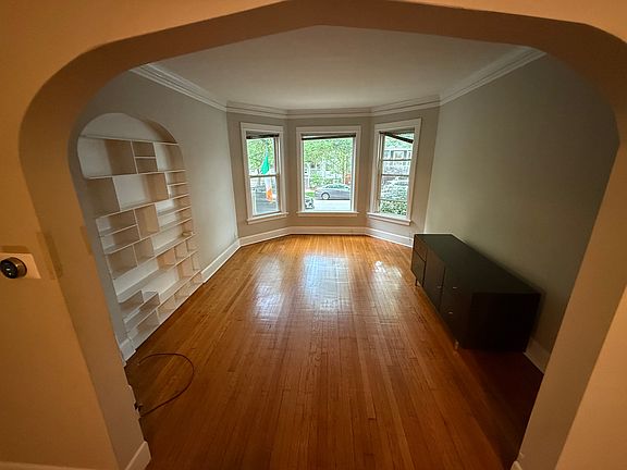 2nd image of 4818 N Hamilton Ave #1