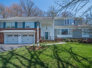 42 Knob Hill Dr, Summit, NJ 07901