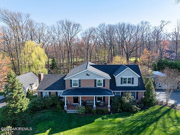 2nd image of 23 White Oak Drive