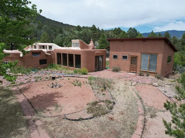 105 Avenida Ponderosa, Glorieta, NM 87535