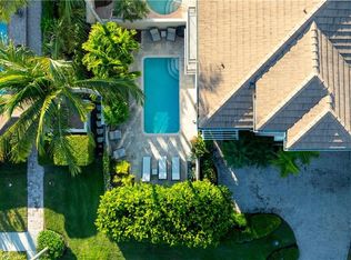 1104 6th St S #1, Naples, FL 34102