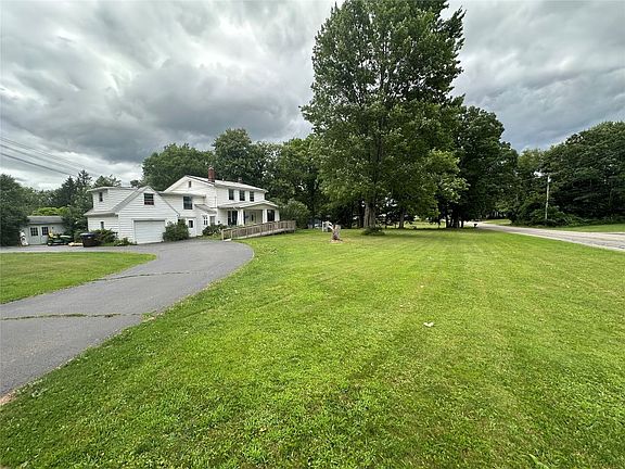 4th image of 12208 Shady Ave