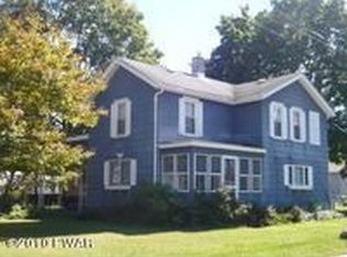 508 1st St, Matamoras, PA 18336