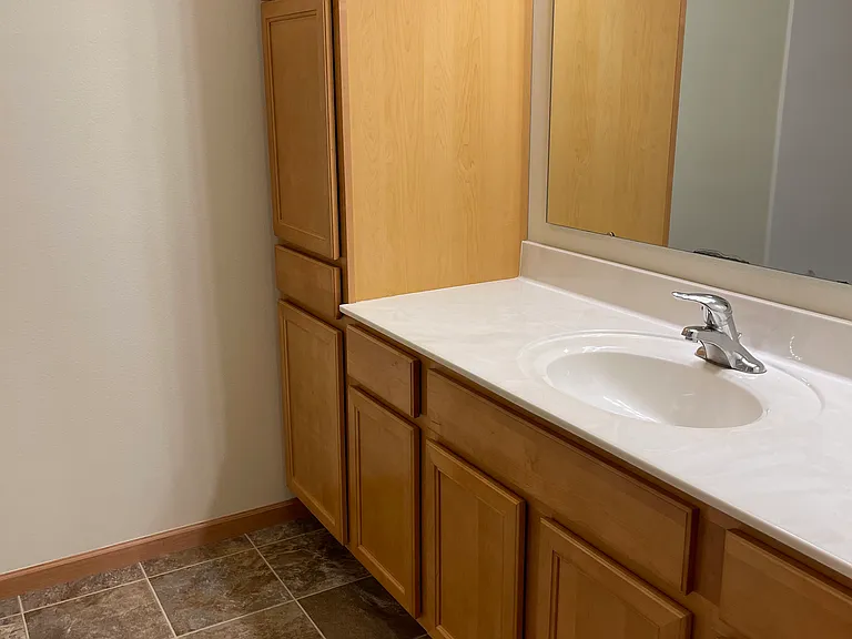 217 Brentwood Dr — Photo 8