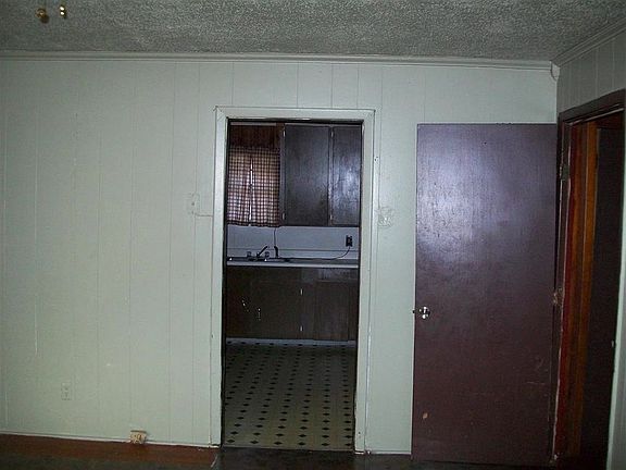 5th image of 4010 Cleveland St