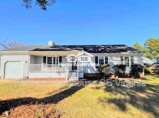 424 Appaloosa Trl, Chesapeake, VA 23323