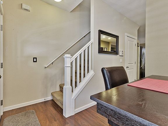 3rd image of 7141 SE Sterling Ln