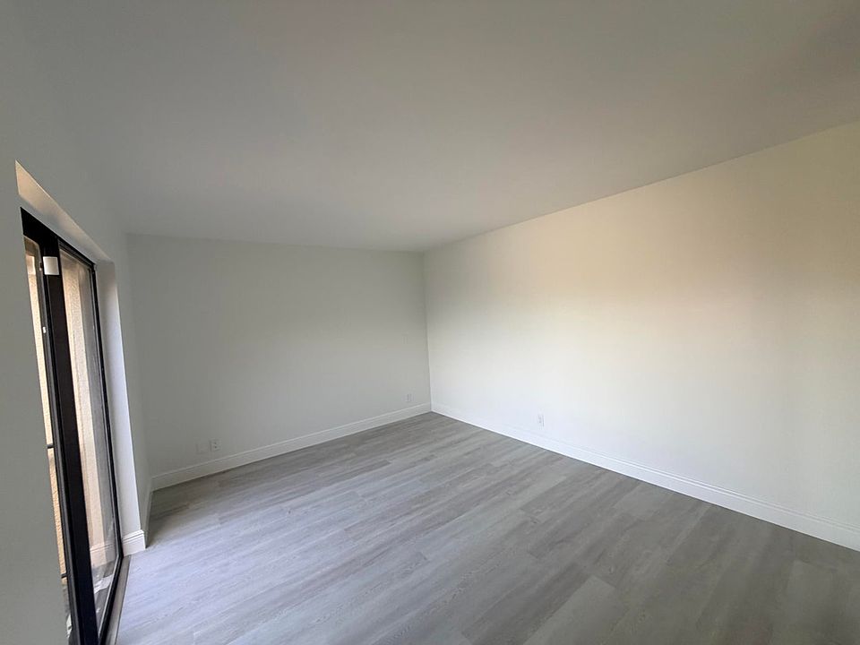 1st image of 273 Arabian Rd