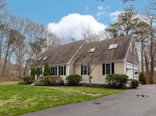 53 Desert Sands Lane, Yarmouth Port, MA 02675
