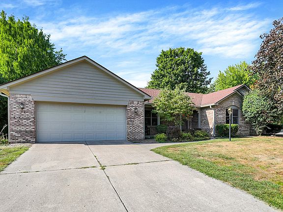 2nd image of 8538 Lockwood Pl