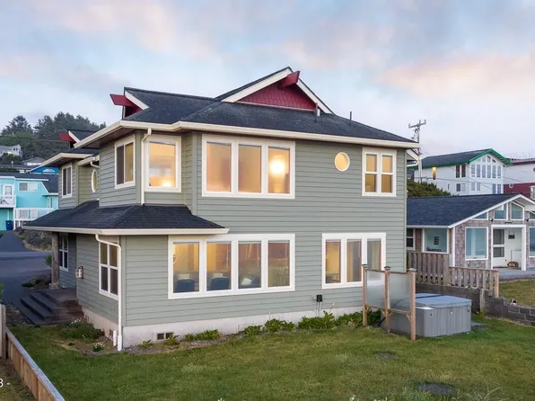 6317 NW Logan Rd, Lincoln City, OR 97367