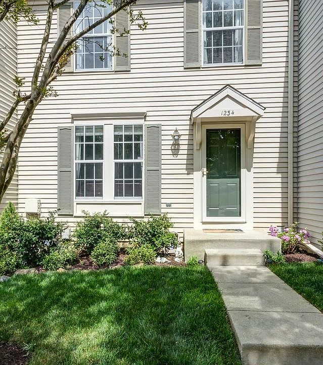 Welcoming front entrance with front of house parki