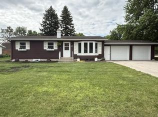 1419 Westmore Ave, Wahpeton, ND 58075