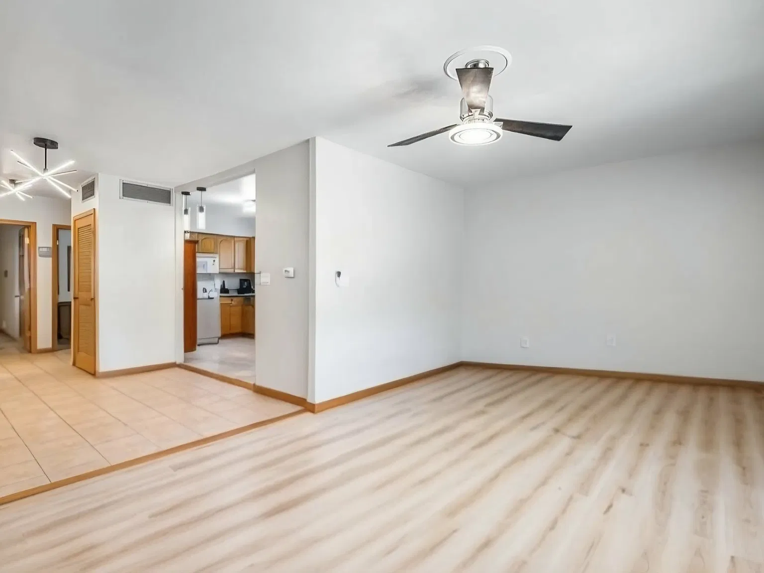 2 bed, 1200 sqft, $1,300 — Photo 4