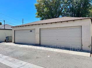 2807 W Victory Blvd, Burbank, CA 91505