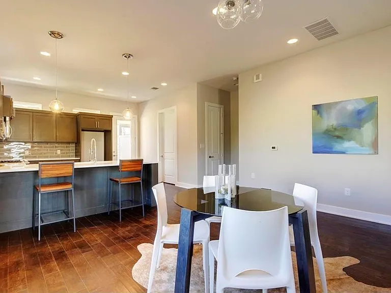 7217 Blessing Ave #A — Photo 9