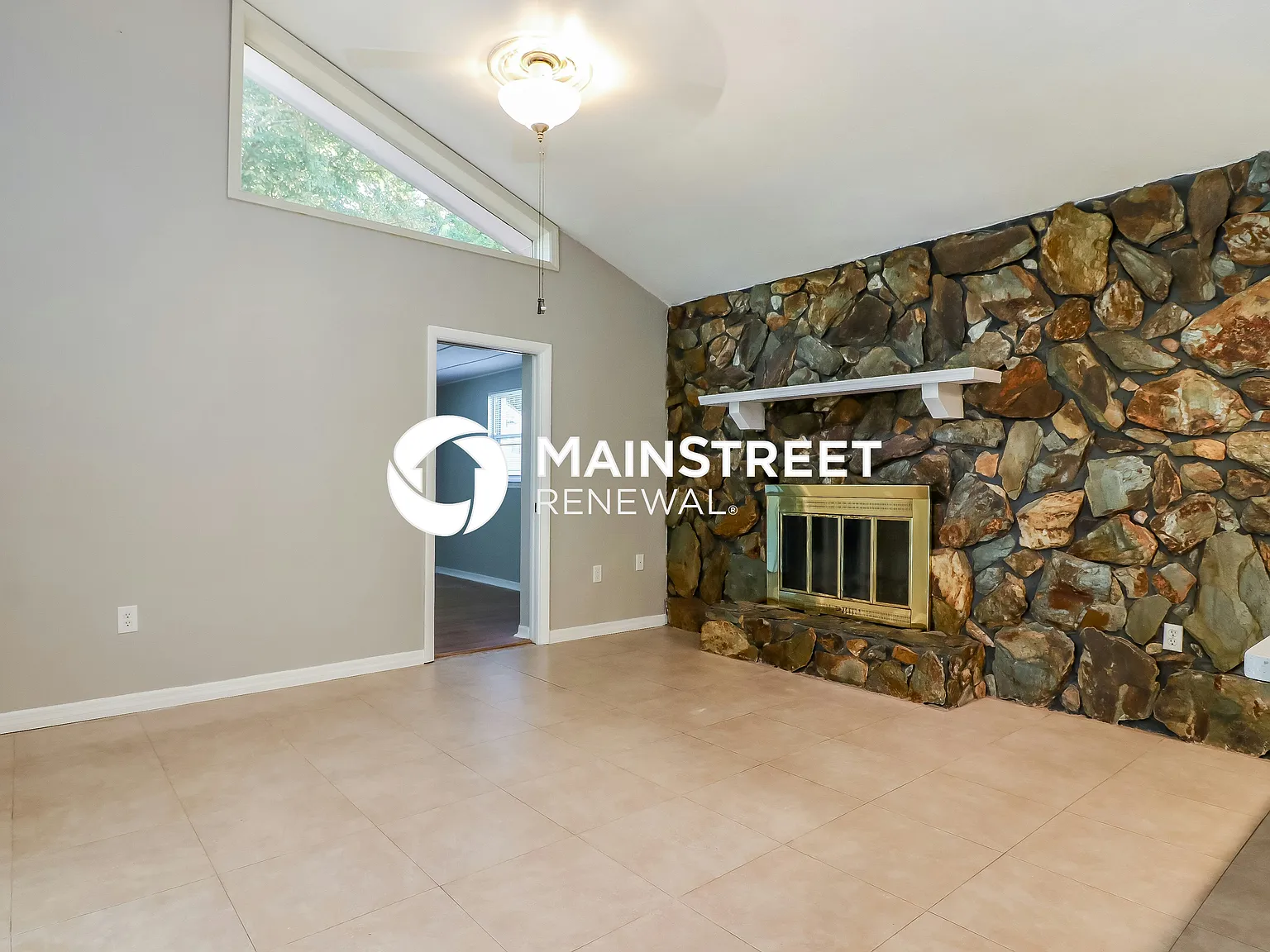 15903 Villa Dr — Photo 3
