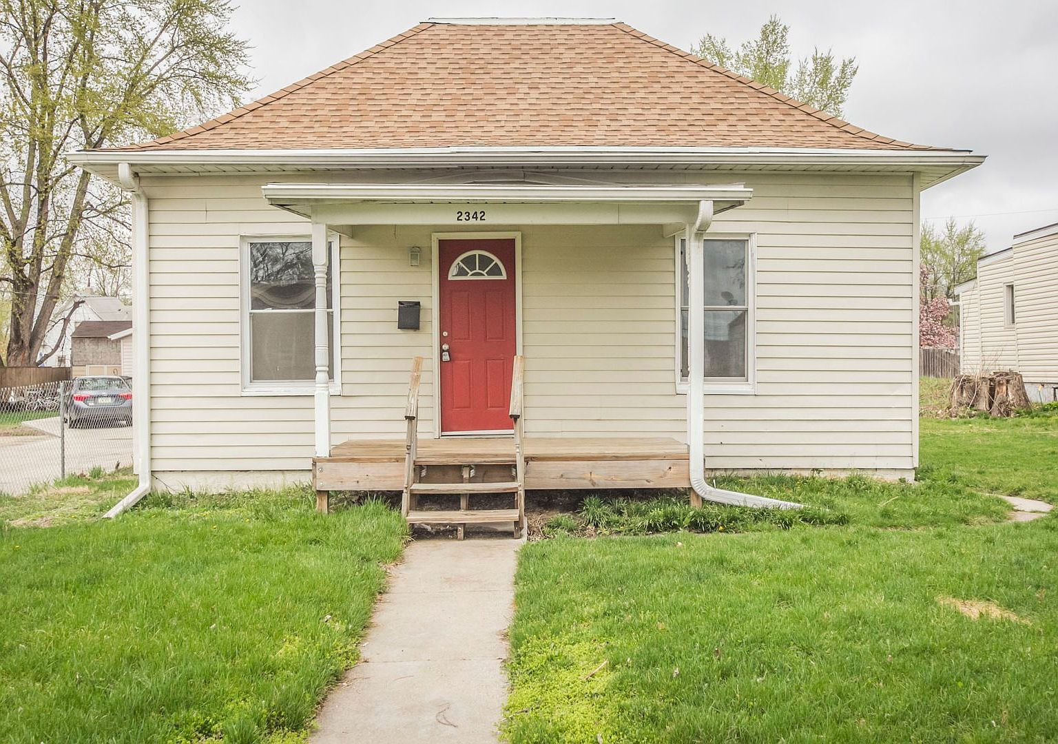 2342 Logan Ave, Des Moines, IA 50317 Zillow