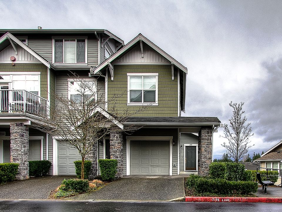 1st image of 1601 NE Katsura St Unit 201