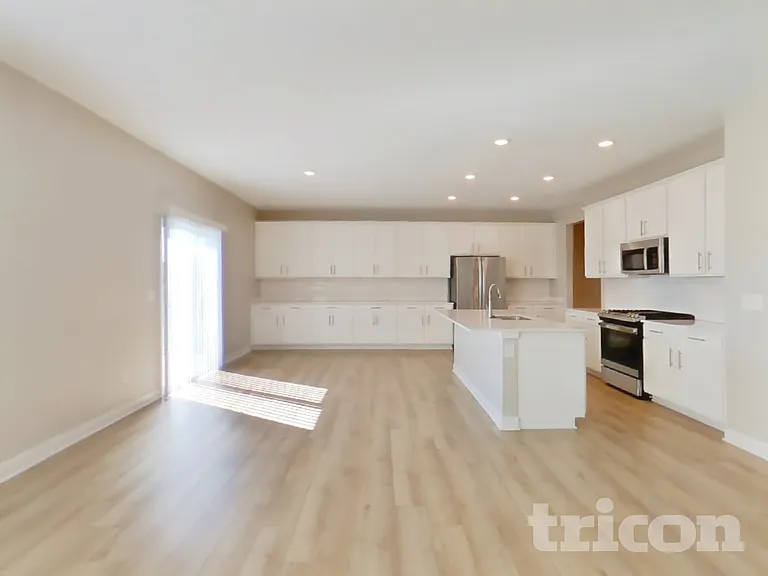 4883 Morenci Ct — Photo 3