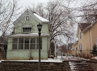 465 Hatch Ave, Saint Paul, MN 55117