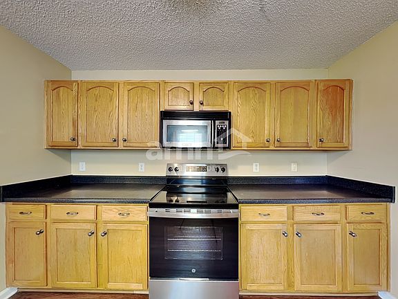5th image of 3676 S Naples Ct