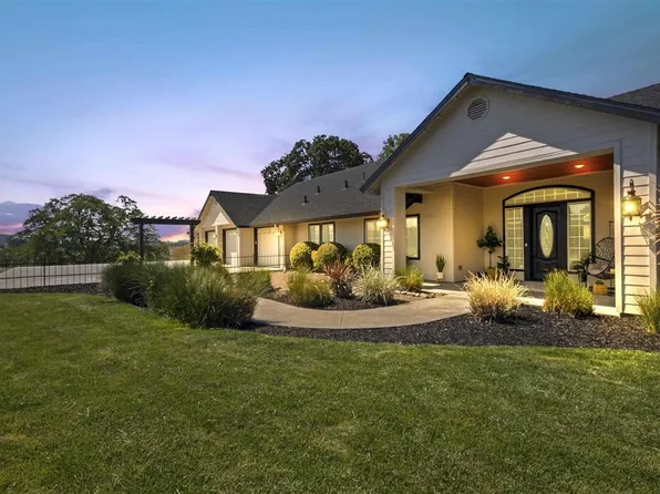 17875 Mountain Ridge Dr, Sonora, CA 95370