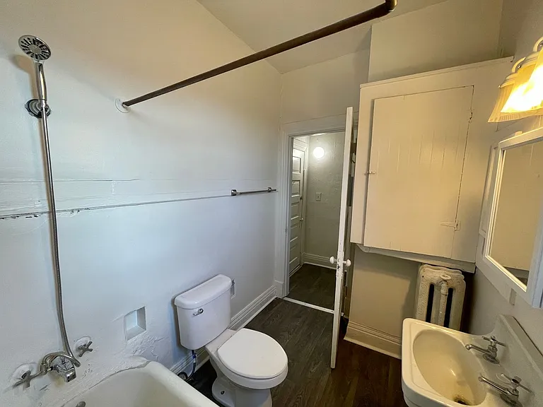 1101 W Maxwell Ave #E — Photo 7
