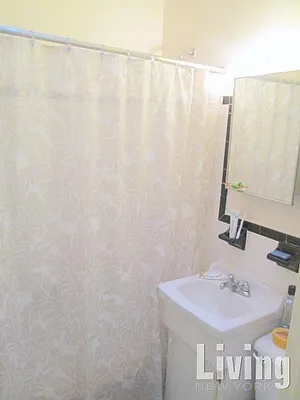 Rented by LivingNY | media 6