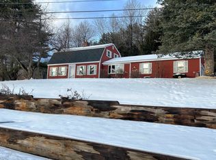 28 Taylor Dr, Springfield, VT 05156