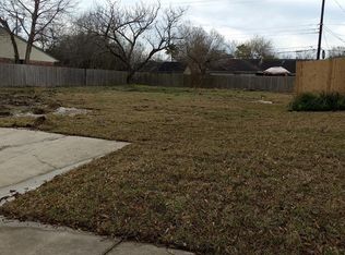 3927 Grapevine St, Houston, TX 77045