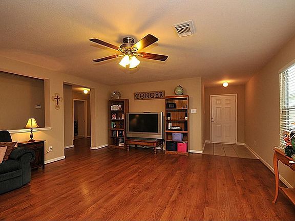 4th image of 16114 Plattsmouth Ln